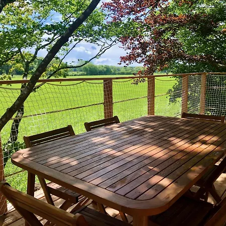 De La Grande Noe Деревянный коттедж Les Epasses