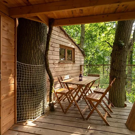 Деревянный коттедж De La Grande Noe