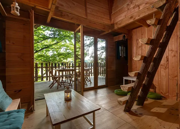 Lodge De La Grande Noe *