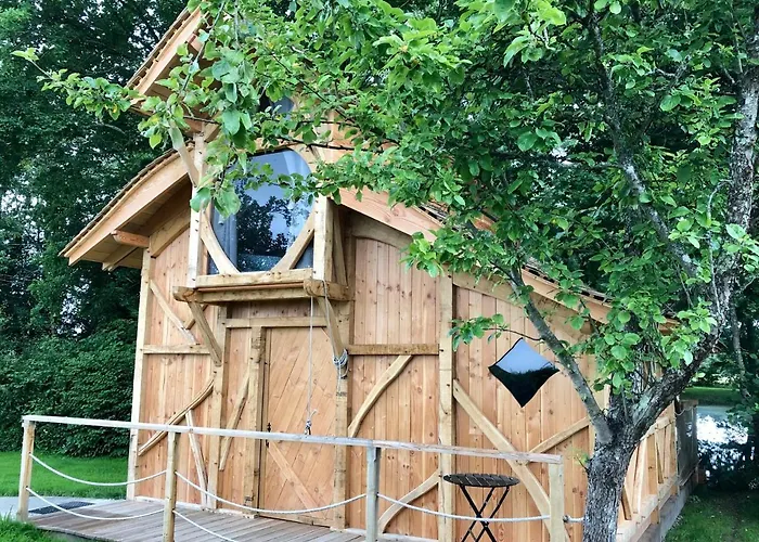 De La Grande Noe אכסניה *