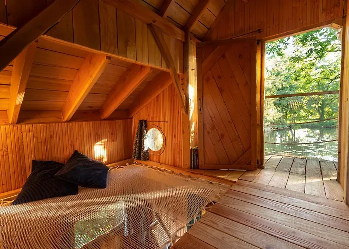 Lodge De La Grande Noe